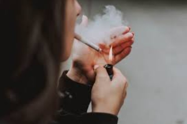 Bahaya Merokok untuk Kesehatan Wanita, Berikut Ulasannya